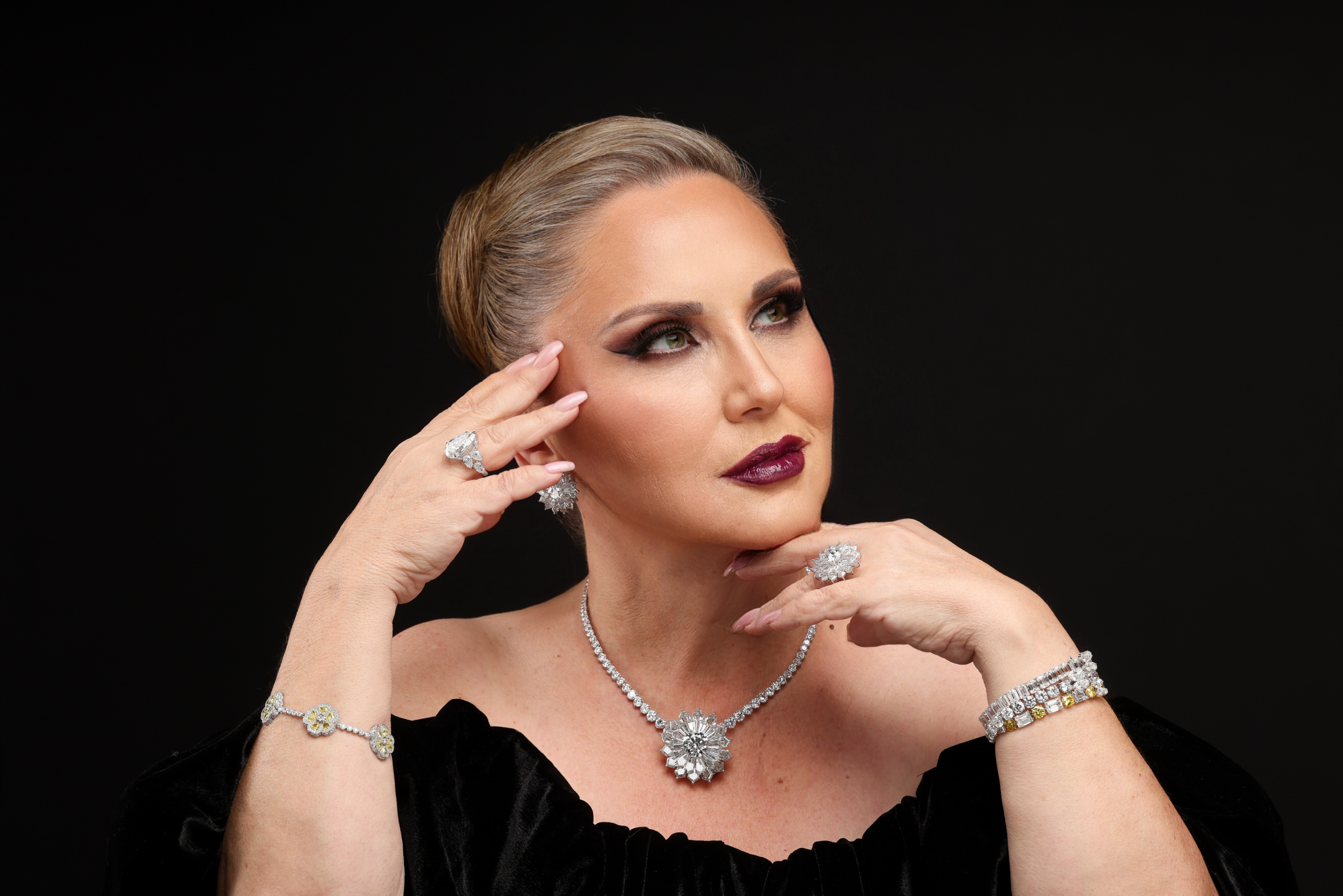 Use this picture for the brooches