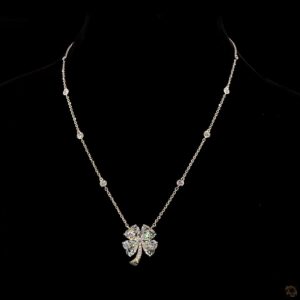 Bezel-accented chain with crystal clover charm
