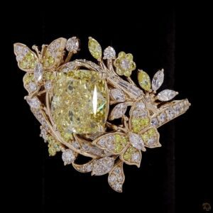 Engagement ring from the butterfly collection 323